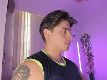 Stripchat Free Live Porn of Giordano_Russo