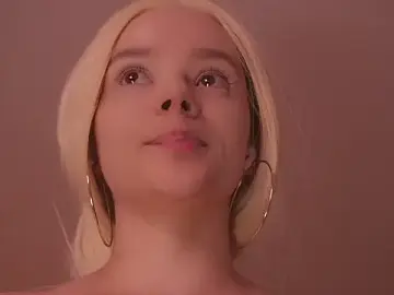 Stripchat Adult Webcam of bella_adams_