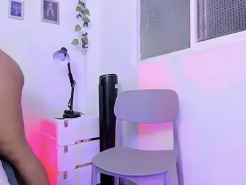Stripchat Sex Cam of katia_777