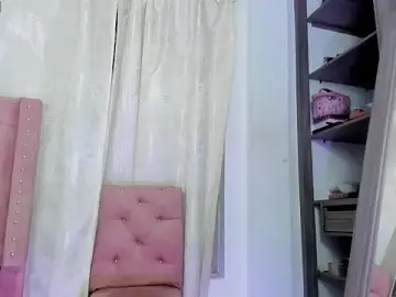 Stripchat Live Porn of katia_777