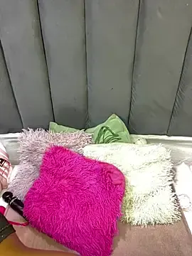 Stripchat Adult Webcam of LonelyQueenxx25