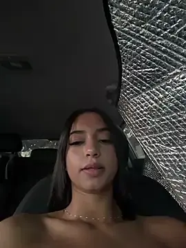 Stripchat Live Sex Cam of belaa_1
