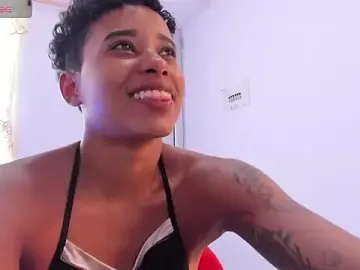 Stripchat Free Porn Cam of kelly_thomson
