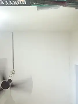 Stripchat Nude Webcam of wrong_man25