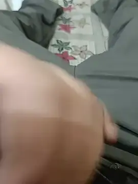 Stripchat Sex Chat of wrong_man25