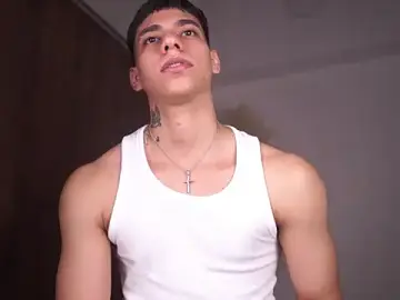 Stripchat Live Sex Cam of Josep_Davies