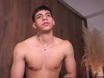 Stripchat Live Sex of Josep_Davies