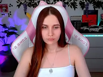 Stripchat Free Live Porn of AliceCharmy