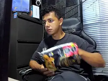 Stripchat Best Webcam of boy_bigcock24cm