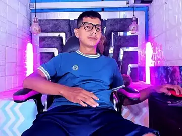 Stripchat Best live sex cam show of g_lincoln