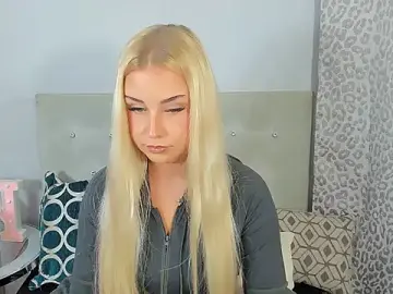 Stripchat Best live sex cam show of KristyHoney