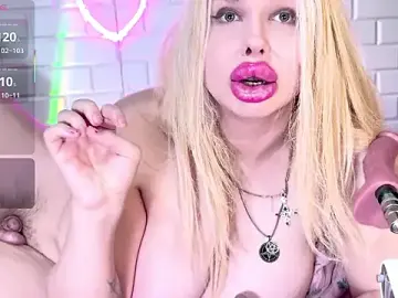 Stripchat Free Live Porn of tanyangel90