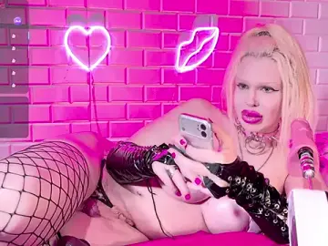 Stripchat Free Porn Cam of tanyangel90