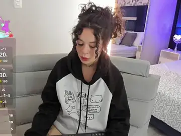 Stripchat Nude Webcam of KatherineGomez