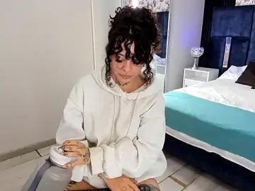 Stripchat Free Live Porn of KatherineGomez