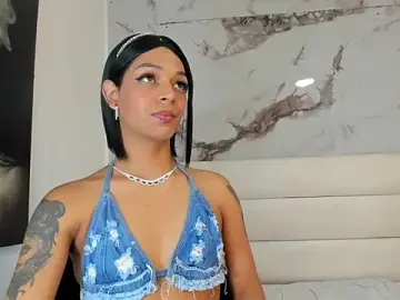 Stripchat Free Porn Cam of emily_lady20