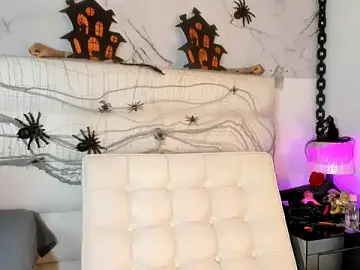 Stripchat Live Porn of emily_lady20