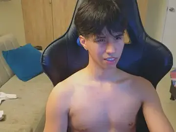 Stripchat Sex Cam of carl_dixon