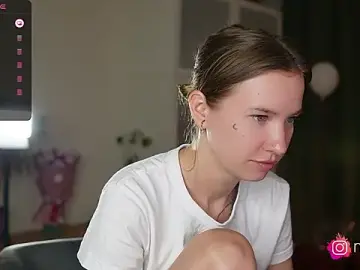 Stripchat Free Porn Cam of melanielwithu