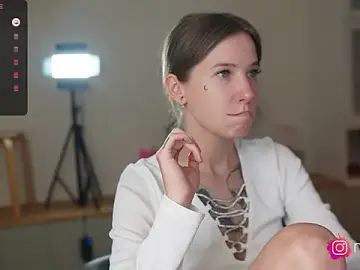 Stripchat Adult Webcams of melanielwithu