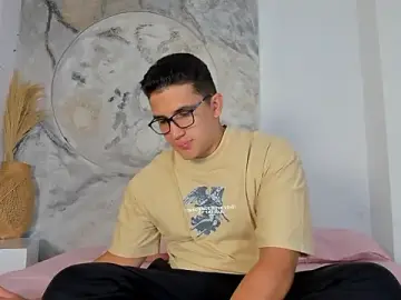 Stripchat Free Porn Cam of JeffDaltton