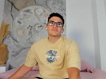 Stripchat Watch Live Sex Cams of JeffDaltton