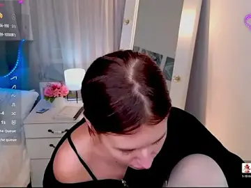 Stripchat Free Porn Cam of Milkissss