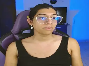 Stripchat Live Sex Cam of engielphoenis14