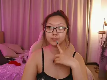 Stripchat Live Sex of Marine_Vact