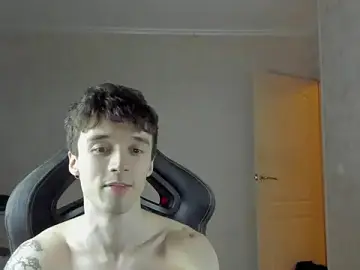 Stripchat Nude Webcam of MasonWarholl