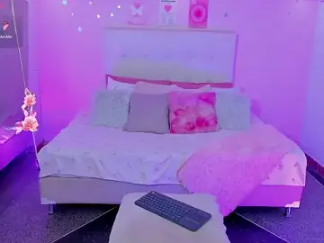 Stripchat Sex Cam of ScarlettDreamss7