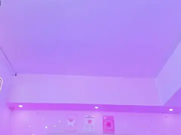 Stripchat Sex Cam of ScarlettDreamss7