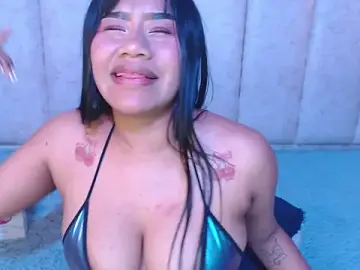 Stripchat Sex Cam of alaiabluecs