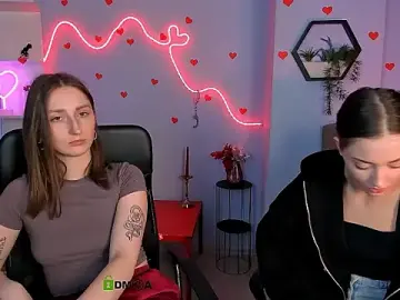 Stripchat Watch Live Sex Cams of eva_smiith_