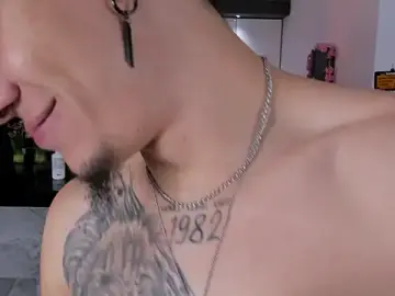 Stripchat Best Webcam of sexy_hot_friends_