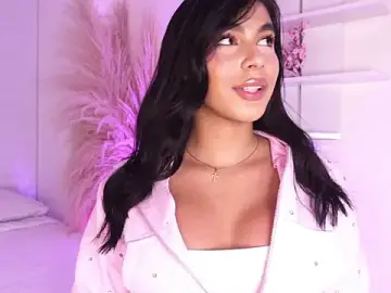 Stripchat Live Sex Cam of IsabelleFoxx_