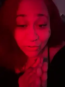 Stripchat Sex Cam of Juicyjordie