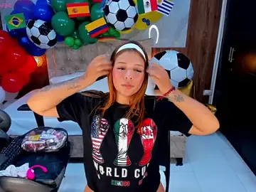 Stripchat Live Porn of mia_18v