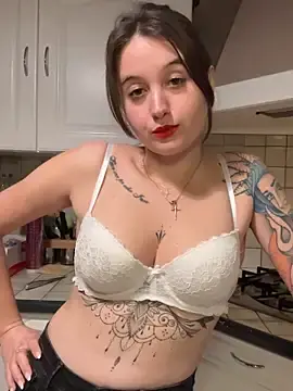 Stripchat Free Porn Cam of duomagique_off