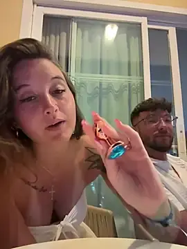 Stripchat Live Sex of duomagique_off