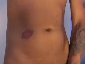 Stripchat Nude Webcam of Nikki_and_Mayk