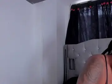 Stripchat Live Sex of game_with_lesbians_