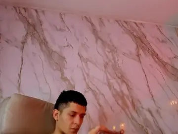 Stripchat Live Sex of CharlotteandTaylorr