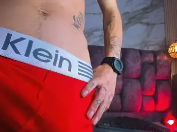 Stripchat Live Sex Cam of CharlotteandTaylorr