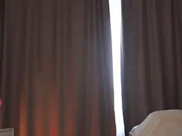 Stripchat Live Sex Cam of norakisses