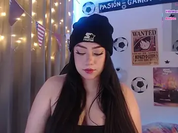 Stripchat Private Sex Chat of Emmy_Ruiz