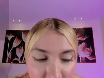 Stripchat Private Sex Chat of NiaHolland