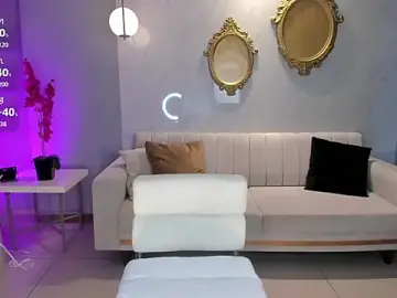 Stripchat Nude Webcam of NiaHolland