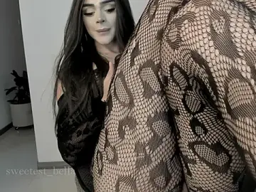 Stripchat Live Sex Cam of sweetest_bella