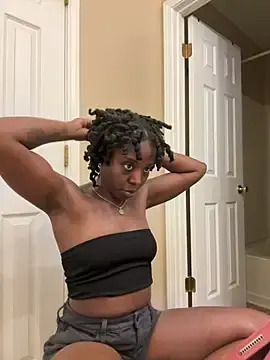 Stripchat Sex Cam of choclatepeaach